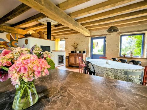 Thenay Casa | Deux maisons berrichonnes avec jardin privatif et cour partagée, idéale pour les groupes - FR-1-591-617