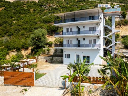 Borsh Hotel | Deve Mar Hotel