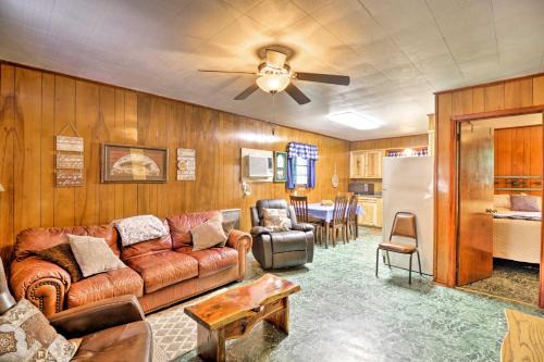 Greers Ferry Casa | Devils Fork Resort Cabin with Designated Boat Slip!