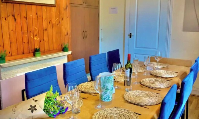 Roundham Casa | Devon Beach Station