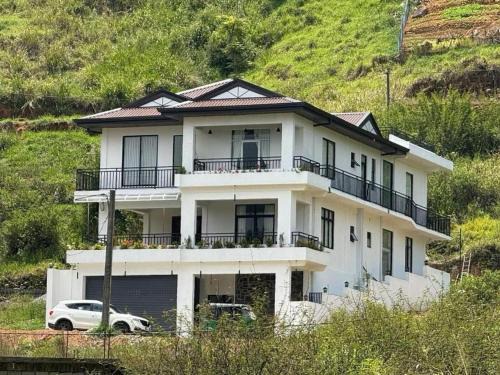 Lindula Casa | DhAJ House