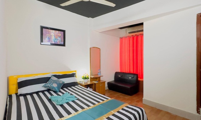 Dhanmondi Hotel | Dhanmondi Lake View Hotel