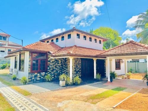 Ettukala Casa | Diamond Dreams Residencies