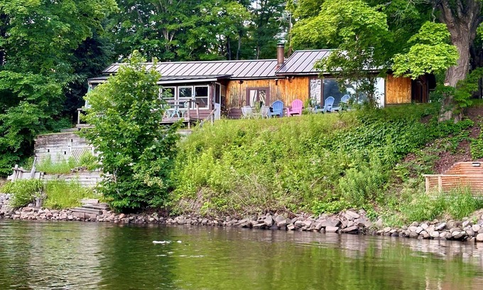 Fife Lake Cabina | Diamond in the Rough