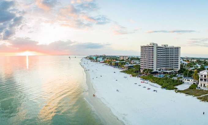 Fort Myers Beach Complejo | DiamondHead Beach Resort