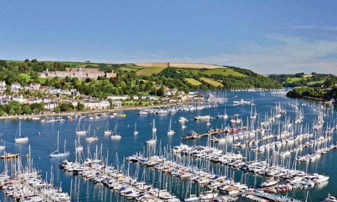 Dartmouth Cabaña | Diddly Squat, 43 Dart Marina