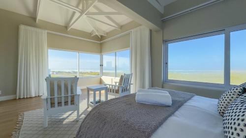 Struisbaai Casa | Die Lig-Huis Struisbaai