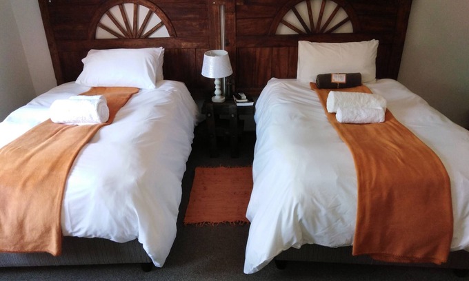 Gobabis Casa | Die Windpomp Guesthouse