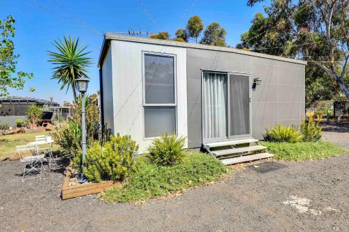 Diggers Rest Casa | Diggers rest self contained tiny home with wifi