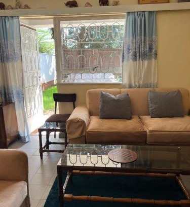 Nairobi Casa | Diggz - Private Townhouse, Garden Views near Junction Mall