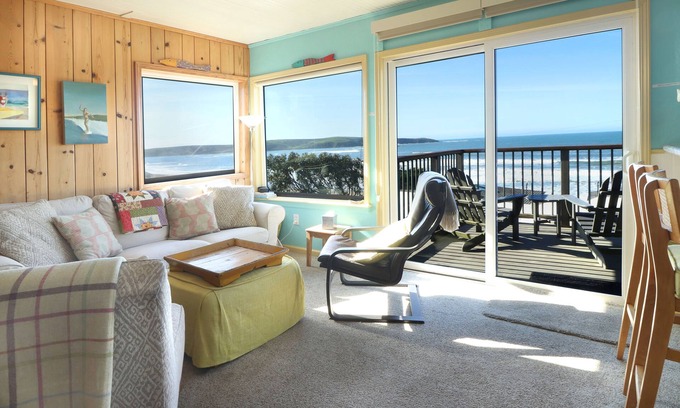 Dillon Beach Cabaña | Dillon Beach Cottage located steps from the beach