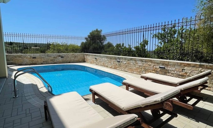Margarites Villa | Dim Art Traditional Villa