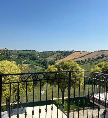 Colonnella Casa | Dimora i Mandorli 2