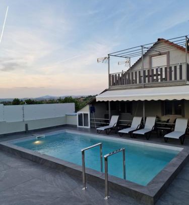 Nea Propontida Casa | Dimosthenis house, private pool & sauna