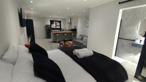 Oranjemund Casa | DINAS Self-Catering Accommodation Flat 2