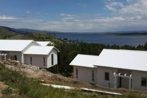 Alta Gracia Villa | Dique Los Molinos Exclusiva casa vista al lago