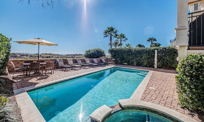 North Forest Beach Casa | Ultimate Oceanfront Luxury Estate, 7 BR / 8 BA, conserje! Nuevos muebles!