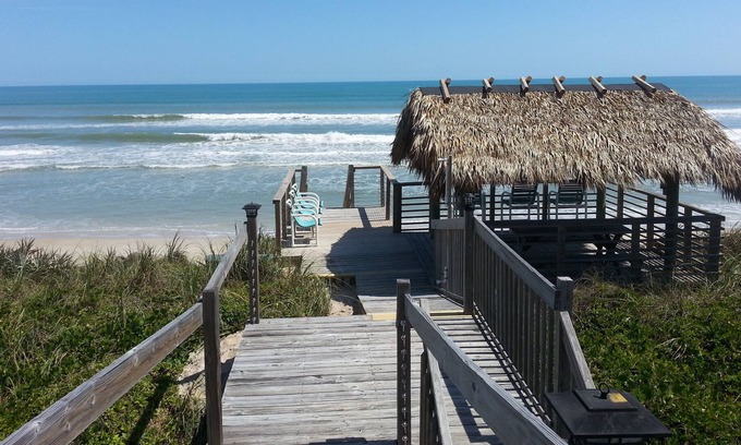 Bethune Beach Casa | Directo derecho Oceanfront Beach House- Caramba en el agua