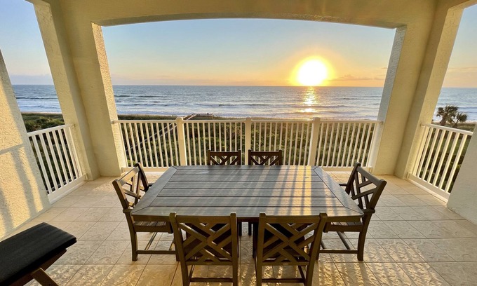 Palm Coast Condominio | Ocean Front Paradise con servicios de alta tecnología