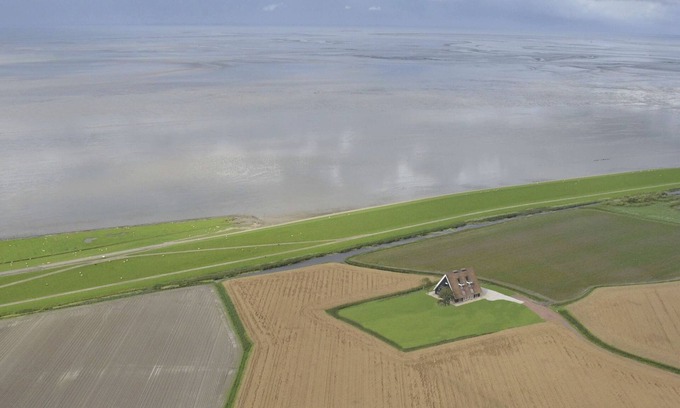 Wierum Casa | Directo en el Mar de Wadden, Patrimonio Mundial de la Unesco; Descanso / pelota de playa / Islas Wadden / isla en isla