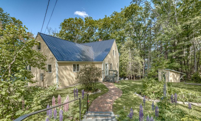 Bath Casa | Discounted for Spring Lovely Waterfront Home in MidCoast Maine