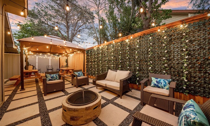 Mesquite Casa | DISCOUNTED! Modern & luxury Home. TOTALLY RENEWED!!