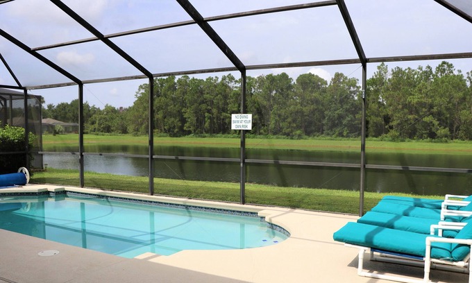 Sunset Lakes Casa | Recientemente remodelado - Casa de vacaciones preferida (¡Diez minutos de Disney!)