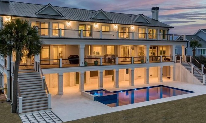 Isle of Palms Casa | Discounts!! Serenity- 2 50th~ One of a kind Oceanfront Master Piece, Pool/Hot Tub