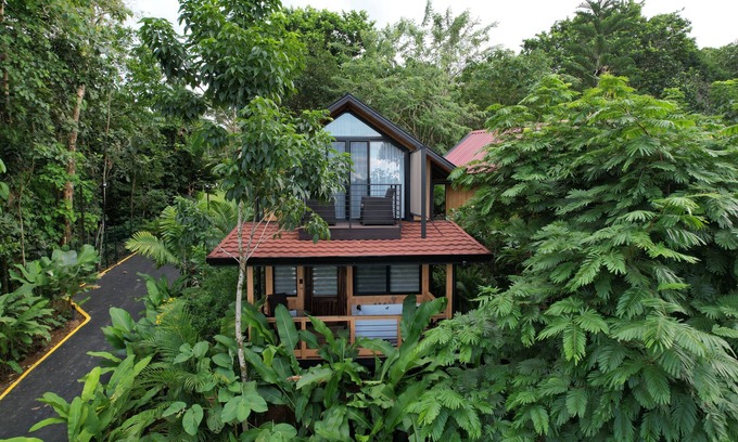 Barrio Pilo Cabina | Discover cozy cabin with jacuzzi near La Fortuna at only 25 minutes drive