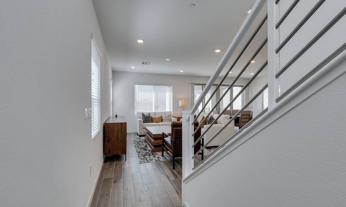 Las Vegas Casa | Discover Luxury Living in Summerlin West-Charming 3-Bed, Home in Las Vegas