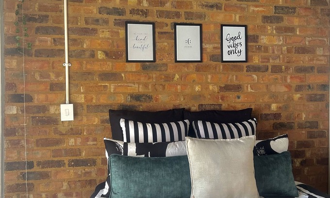 Greater Johannesburg Metropolitan Area Apartamento | Discover Maboneng in Pulse .