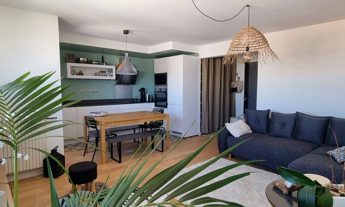 7th Arrondissement Apartamento | Discover Marseille by the sea in this superb apartment