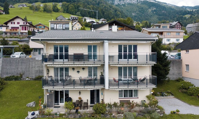 Amden Apartamento | "Discover Relaxation and Nature at Apartment Morgensonne!"