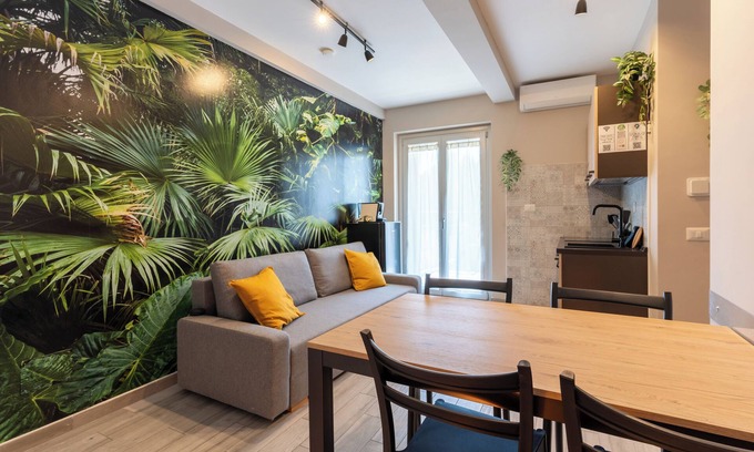 Rome Apartamento | Discover Rome from another perspective: entire apartment with garden