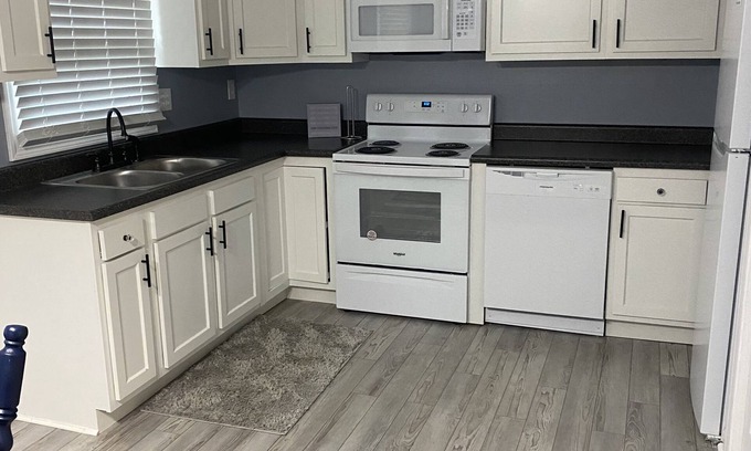 Bristol Condominio | Discover the sights and sounds of Bristol….New Renovated Townhouse