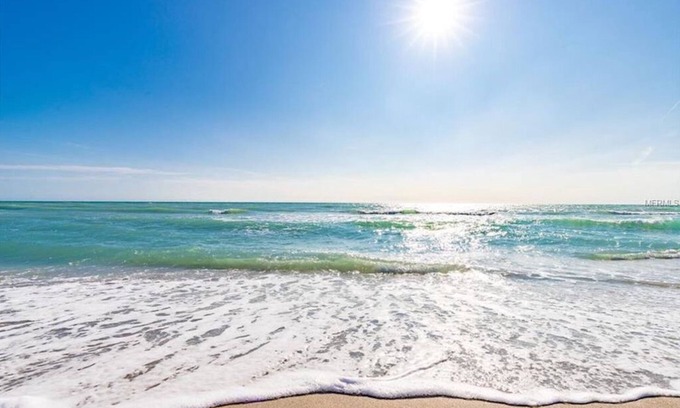 Longboat Key Condominio | Me encanta el aire del mar y los sonidos de las olas rompiendo, ¡este es tu lugar de escapada!