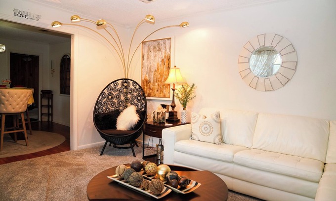 Milton Casa | Discover Your Cozy Comfort in Historic Downtown Milton, Florida & River Walk