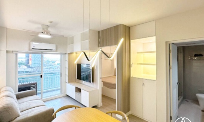 Pasig Condominio | Discover Your Home Away from Home with a 2 BR condo comfortable for 4 people!"