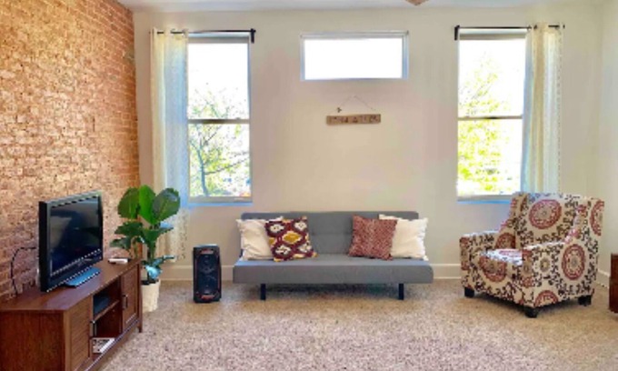 Downtown Baltimore Casa | DISINFECTED & Fast Wifi! Perfect for Remote Work!