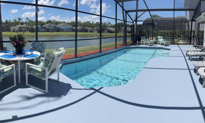 Lake Berkley Villa | Disney at 15 min - lake view villa - private pool - gated Lake Berkley Resort
