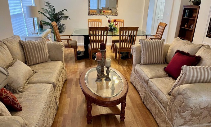 Four Corners Casa | Disney Universal SeaWorld within Minutes in safe Gated Community! No Pet Fee!