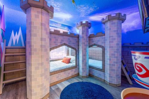 Regal Palms Casa | Disney World Cinderella Castle Lazy River Pool & Game Room
