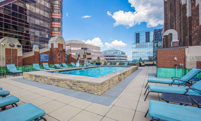 Downtown Baltimore Apartamento | Distinguished Apartment Rooftop Deck