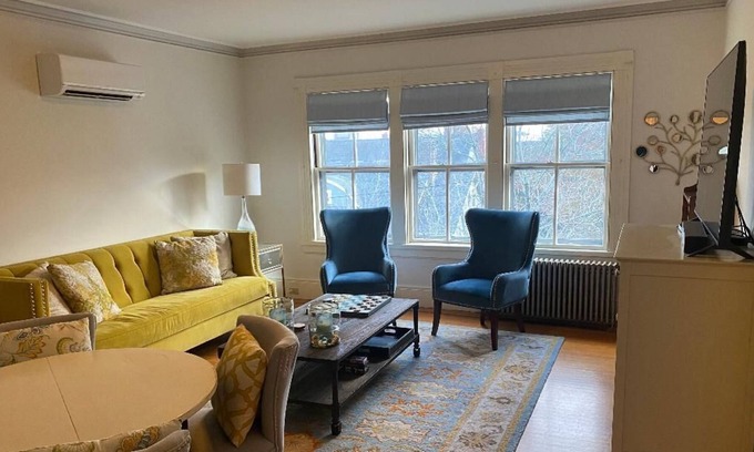 College Hill Apartamento | DISTINGUISHED COLLEGE HILL LOCATION: BEAUTIFUL 2 BEDROOM APARTMENT