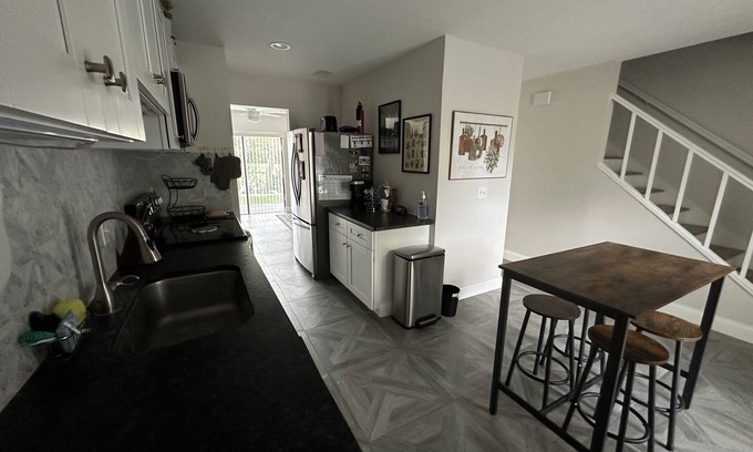 Greater Northdale Casa | Dito’s Casita
