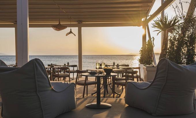 Vouliagmeni Hotel | Divani Escape- Adults only
