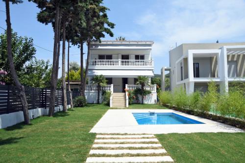 Toroni Villa | Divine Villa