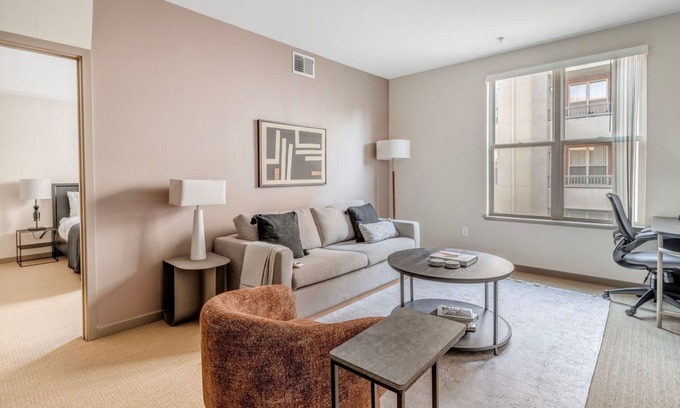 Contra Costa Centre Apartamento | Divine Walnut Creek 1BR w/ Courtyard & A/C, nr Shops, by Blueground