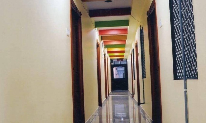 Hyderabad Complejo | DIVYA LODGE & HOTEL ROOMS