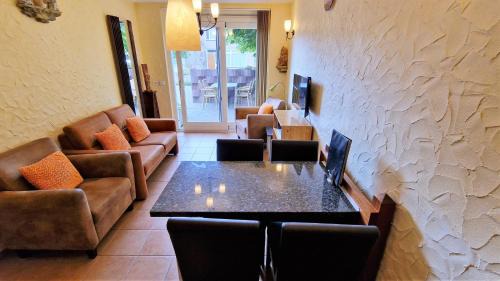 Domburg Casa | DJJ02 - El Camino, gezellige woning in mexicaans-afrikaanse sferen